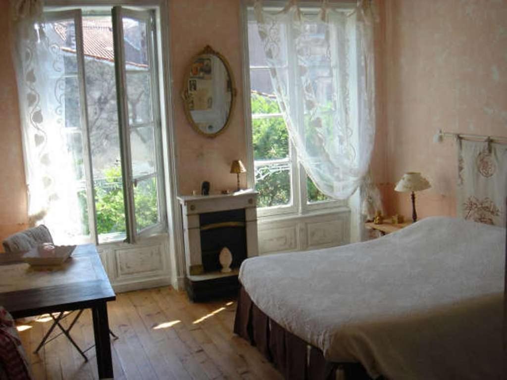 B&B Maison Gaudin Cognac Exterior photo