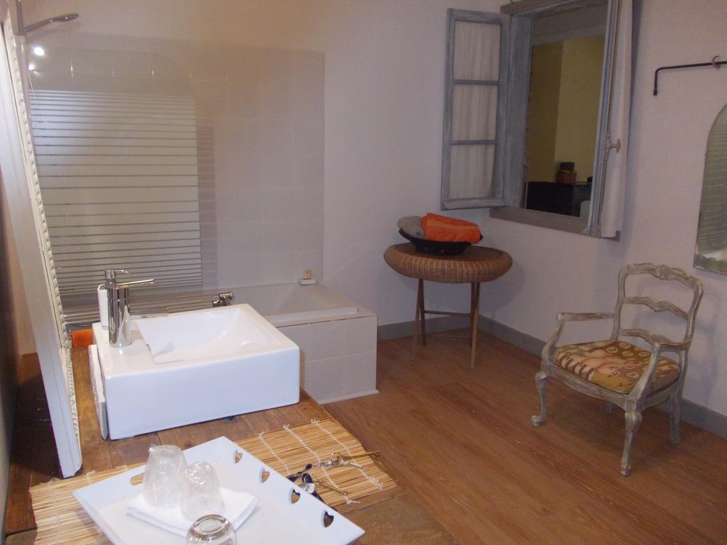 B&B Maison Gaudin Cognac Room photo